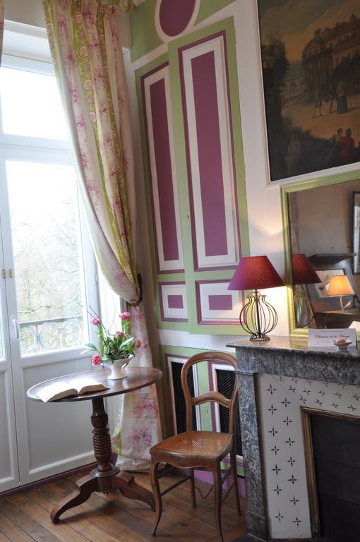 Le Chateau De La Vierge Bures-sur-Yvette Chambre photo